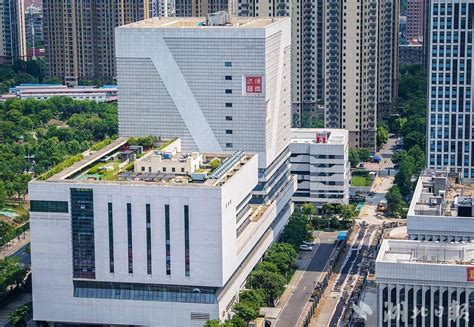 武汉第八医院新院区加紧施工 预计6月投用_后湖_建设者_大道