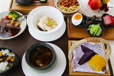 扬州十大经典名菜，蟹粉狮子头上榜，第三需要精细的刀工_排行榜123网