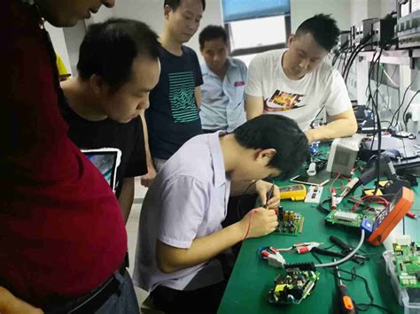 上海家电维修行业承诺：高温天服务响应时间确保在40小时内_城生活_新民网