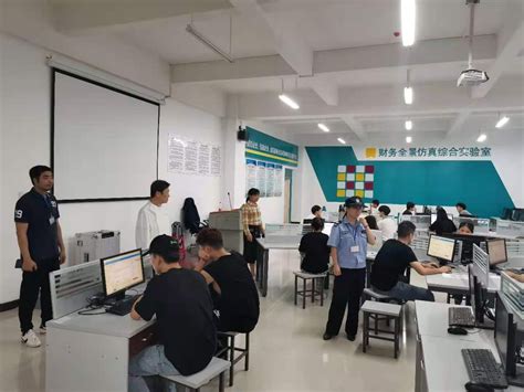 桂林融创酒店群到我校共商校企合作新模式-桂林信息科技学院