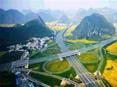 自驾一族的最爱，中国高速仙境第一路——合那高速公路！_广西
