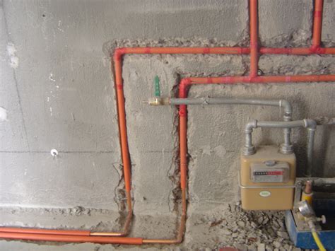 家装水管改造如何选择家庭中的管道分为冷水管、热水管、暖气管、煤气管道、下水管等，从材质上看，分为：镀锌管、UPVC管，铝塑管、PPR管、铜管和 ...