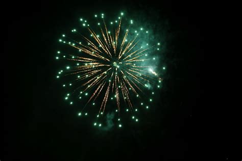 Fireworks Light HD Wallpaper 18096 - Baltana