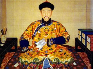 北京故宫收藏的雍正皇帝泥塑像