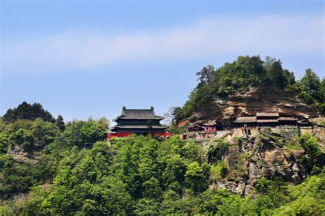 湖北省必游十大景点排行榜：东湖上榜，神农架是一大片林区-排行榜123网
