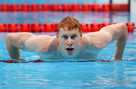 组图-东京奥运会游泳男子800米自由泳 美国队芬克夺金