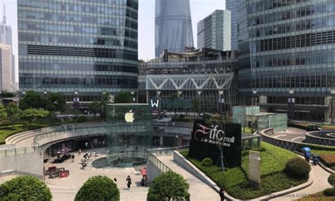 苹果重磅官宣：上海新店将开业！是中国最高规格旗舰店！今年前6周，iPhone在中国销量下滑24% | 每经网