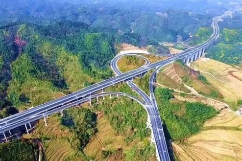 从靖西到龙邦口岸只要20分钟！ 广西出境高速公路网“再添一线”!|越南|东南亚|靖西_新浪新闻