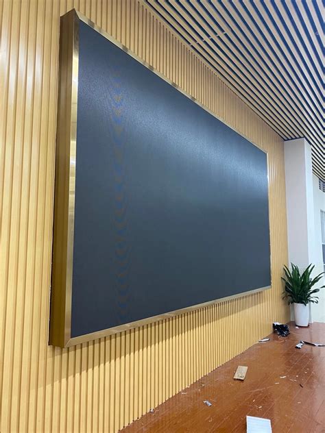 LED钢结构施工安装屏幕安装调试一站式工程服务商 - 深圳市瑞煊科技有限公司