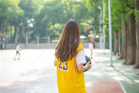 温柔头像打篮球女生