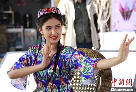 新疆喀什市老城区犹如置身新疆维吾尔族民俗风情的生动画卷__财经头条