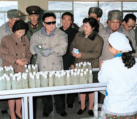 【精彩图片展】朝鲜庆祝光明星节