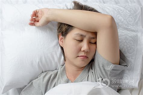 为什么总是睡不着？中医说，失眠无非因为这六件事_ _39健康网