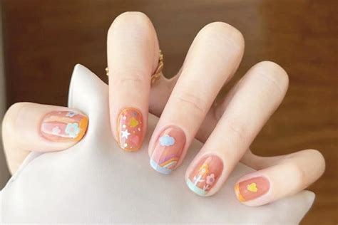 美甲彩绘图案图片