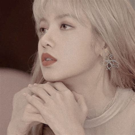 女生头像lisa温柔点
