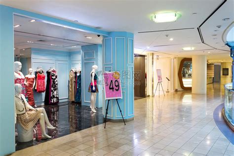 北欧时装女装店设计|空间|展陈设计|冯老师设计 - 原创作品 - 站酷 (ZCOOL)