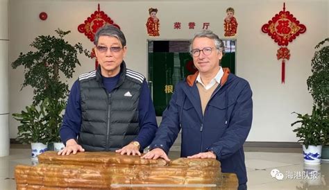 哈维尔延续上崇明岛传统：徐根宝是足坛“教父”——上海热线体育频道