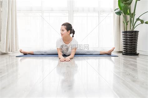女性瑜伽瘦身高清图片下载-正版图片501266450-摄图网
