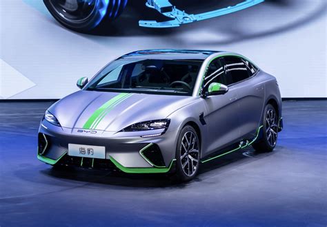2017广州车展：比亚迪发布2018年新能源车销售目标_汽车_环球网
