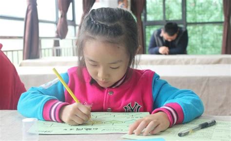 如何指导孩子写作文，如何帮助孩子养成写日记的习惯-写作文帮助孩子写日记养成习惯