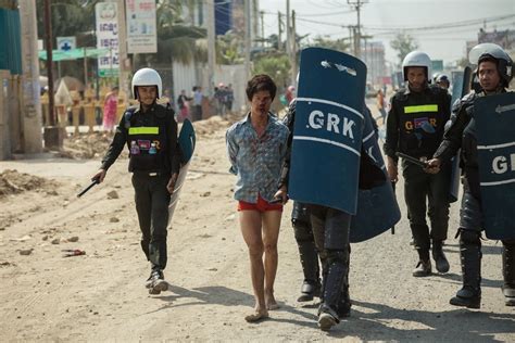 柬埔寨工人又闹事：要求每月底薪提至207美元！连首相都出面了！纺织服装业要待不下去了！_纺织快报-www.168tex.com