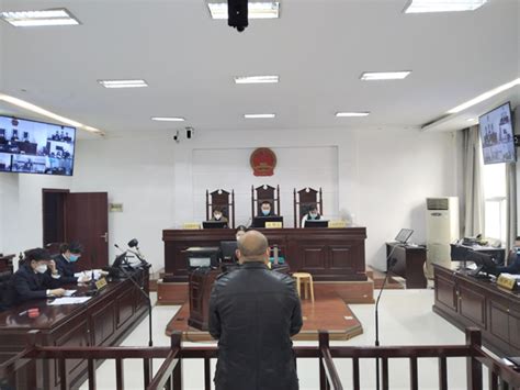 黄之锋藐视法庭罪成，被判囚三个月_凤凰网视频_凤凰网