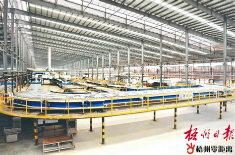 陶瓷企业忙生产 - 梧州零距离网