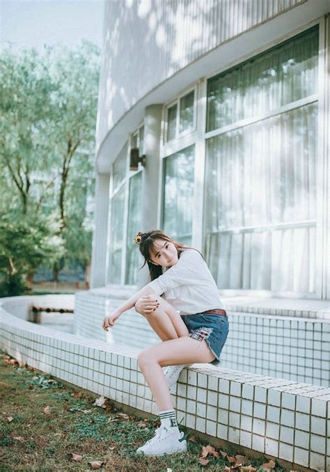 户外甜美女生头像