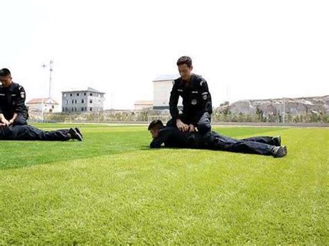 广州特警训练照呈现大片范装备科幻炫酷（7）-千龙网·中国首都网