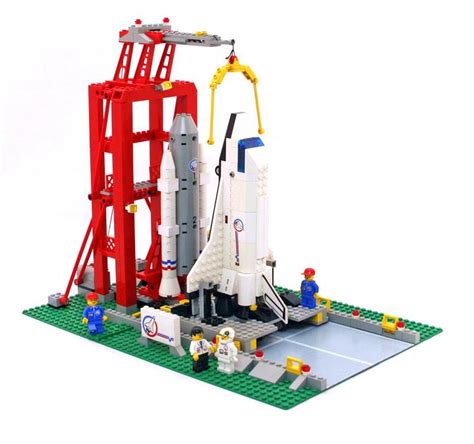 LEGO IDEAS - 90th Anniversary: Micro-Scale Celebrations! - 6339 Shuttle Launch Pad