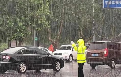 广东多地现暴雨红色预警信号！