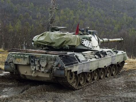 德国豹2与俄军T90M对决，俄军能否招架,俄坦克手十分期待|黑豹2|坦克|俄军_新浪新闻