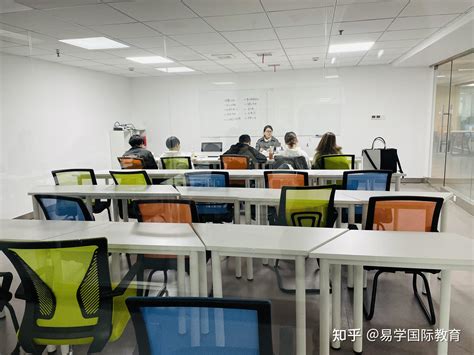 建大附中高中教师赴西安市第八十三中学听课交流-西安建筑科技大学附属中学