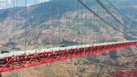 金安金沙江大桥基本完工 华丽高速通车更近了_文旅头条