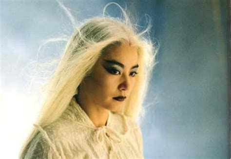 【图】功夫之王李冰冰的造型惹眼 “白发魔女”形象胜过林青霞_大陆星闻_明星-超级明星