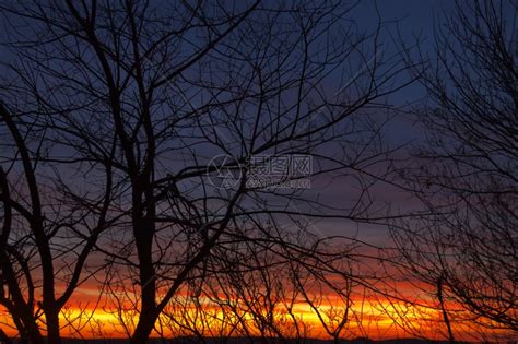燃烧的户外夜晚美丽日落自然颜色高清图片下载-正版图片307872489-摄图网
