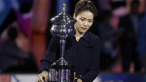 李娜担任澳网女单决赛颁奖嘉宾 获此殊荣意义重大
