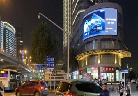 郑州国贸360广场LED广告大屏显示屏--户外频道--中国广告网