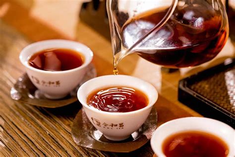 普洱茶正确的冲泡方法，让你泡的普洱茶好喝百倍 - 诸葛网