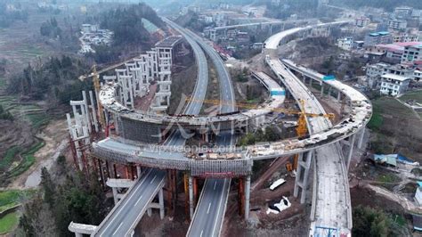 重庆酉阳：建设高速路 打通大通道-人民图片网