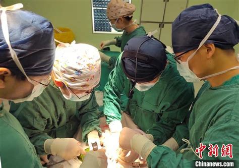 年轻母子同患肝癌 在上海同日获救 - 国内动态 - 华声新闻 - 华声在线