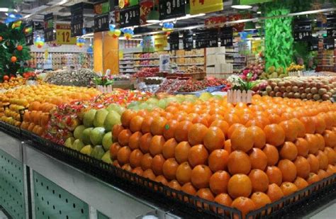 超市陈列详解（一）：果蔬陈列全攻略，7种方法既减损耗又涨销量|果蔬|超市|果蔬架_新浪新闻