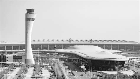 你知道吗？郑州CBD区域以前有座老机场，1956年正式通航