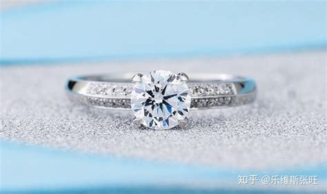 订婚钻戒和结婚钻戒有区别吗，有什么区别 – 我爱钻石网官网