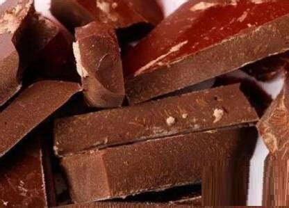 这款巧克力采用纯手工的制作方法，[bai]每一口都可以很好的感受舌尖于巧克力融为一体的美妙感。