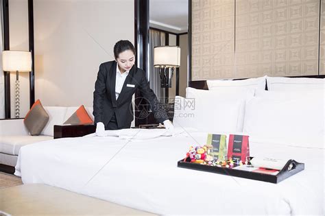 酒店客房服务员职责_客房服务员的规章制度 - 早旭阅读