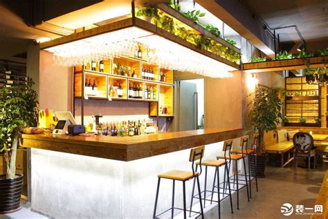 长沙酒吧打造首个“沁入式原创国潮LIVE世界”-三湘都市报