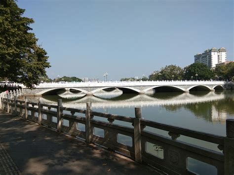 2022拱北桥游玩攻略,...独深秋胜一筹――南湖与西...【去哪儿攻略】
