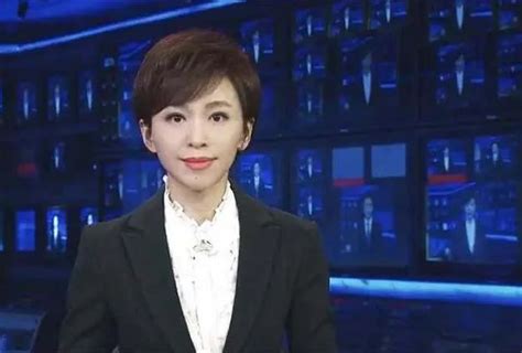 深圳首个70后正局级女干部刘燕为家庭辞公职 被质疑属裸官