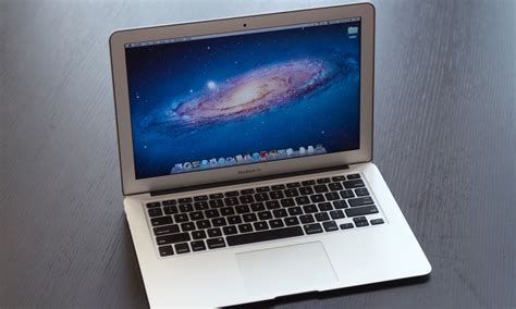 新款 MacBook Pro 有多专业？这是苹果偷工减料的地方-云东方
